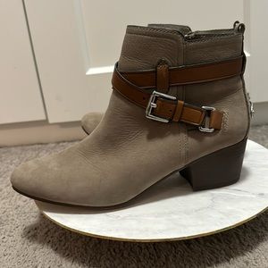Coach Pauline taupe suede bootie sz 8
